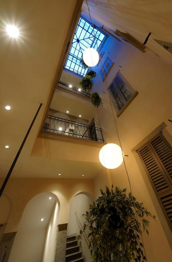 Bergamo Inn 21 Exterior foto Interior of the hotel